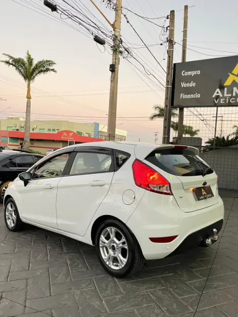 FORD Fiesta Hatch 1.6 4P SE PLUS FLEX AUTOM�TICO, Foto 7