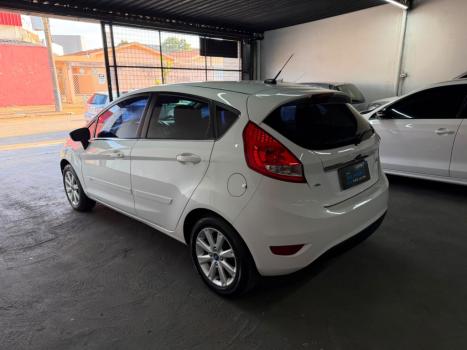 FORD Fiesta Hatch 1.6 16V 4P SE FLEX, Foto 4