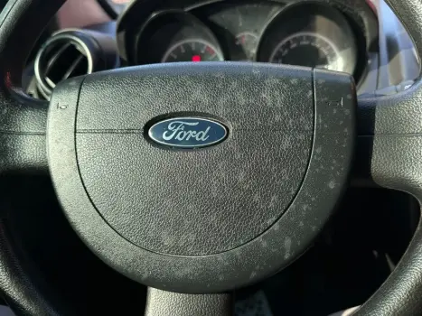 FORD Fiesta Hatch 1.0 4P FLEX, Foto 10