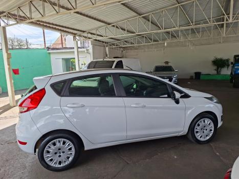 FORD Fiesta Hatch 1.5 16V 4P S FLEX, Foto 4