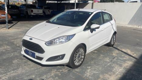FORD Fiesta Hatch 1.6 4P FLEX TITANIUM POWERSHIFT AUTOM�TICO, Foto 1