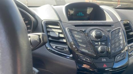FORD Fiesta Hatch 1.6 4P FLEX TITANIUM POWERSHIFT AUTOM�TICO, Foto 11