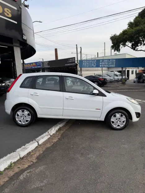 FORD Fiesta Hatch 1.6 4P CLASS FLEX, Foto 2