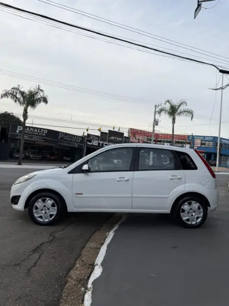 FORD Fiesta Hatch 1.6 4P CLASS FLEX, Foto 6