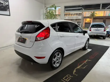 FORD Fiesta Hatch 1.6 16V 4P SE FLEX AUTOM�TICO, Foto 3