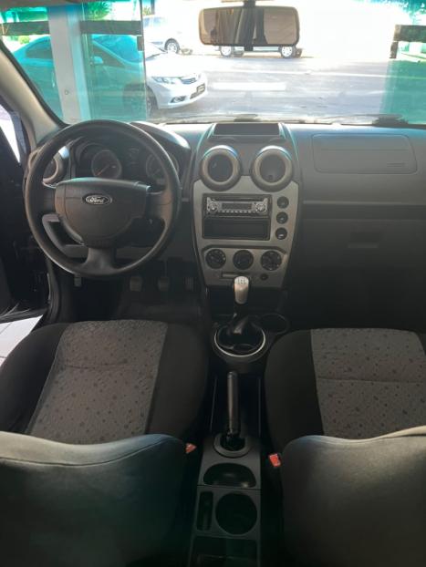 FORD Fiesta Hatch 1.6 4P, Foto 4