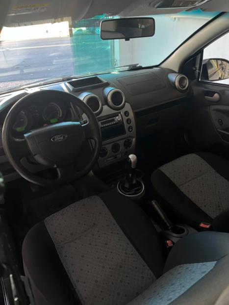 FORD Fiesta Hatch 1.6 4P, Foto 6
