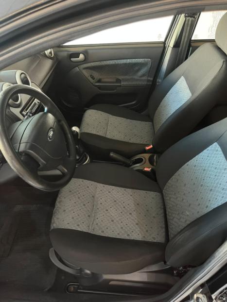 FORD Fiesta Hatch 1.6 4P, Foto 8