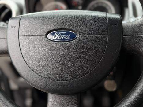 FORD Fiesta Hatch 1.6 4P FLEX, Foto 8