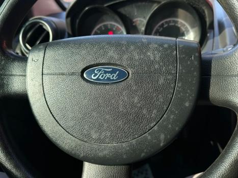 FORD Fiesta Hatch 1.0 4P FLEX, Foto 10