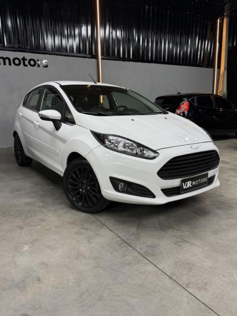 FORD Fiesta Hatch 1.6 16V 4P TITANIUM FLEX, Foto 1
