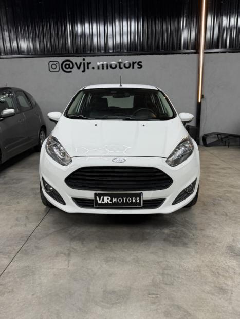 FORD Fiesta Hatch 1.6 16V 4P TITANIUM FLEX, Foto 2