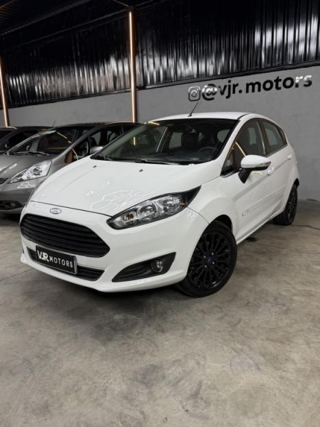 FORD Fiesta Hatch 1.6 16V 4P TITANIUM FLEX, Foto 3