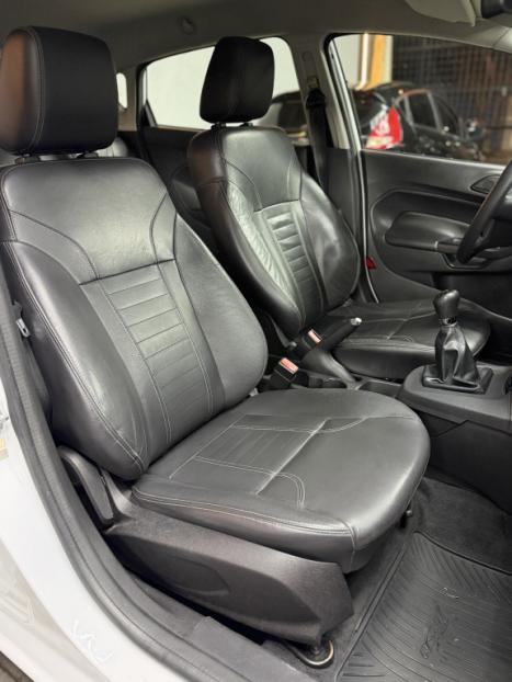 FORD Fiesta Hatch 1.6 16V 4P TITANIUM FLEX, Foto 9