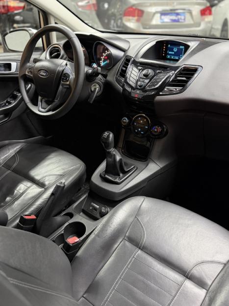 FORD Fiesta Hatch 1.6 16V 4P TITANIUM FLEX, Foto 12