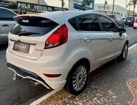 FORD Fiesta Hatch 1.6 16V 4P FLEX TITANIUM POWERSHIFT AUTOMÁTICO, Foto 5