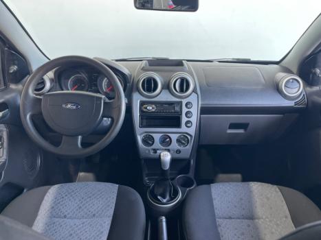 FORD Fiesta Hatch 1.6 CLASS, Foto 8