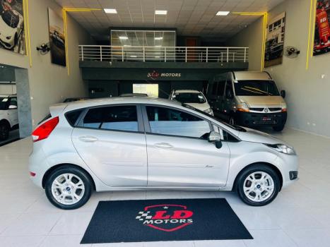 FORD Fiesta Hatch 1.6 16V 4P SEL FLEX, Foto 5