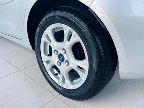 FORD Fiesta Hatch 1.6 16V 4P SEL FLEX, Foto 19