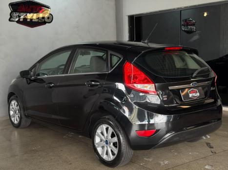 FORD Fiesta Hatch 1.0 4P SE PLUS FLEX, Foto 4