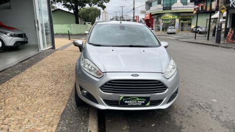 FORD Fiesta Hatch 1.6 16V 4P FLEX TITANIUM POWERSHIFT AUTOMÁTICO, Foto 2