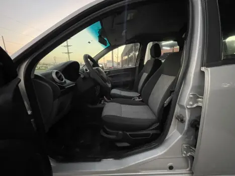 FORD Fiesta Hatch 1.6 4P FLEX, Foto 16