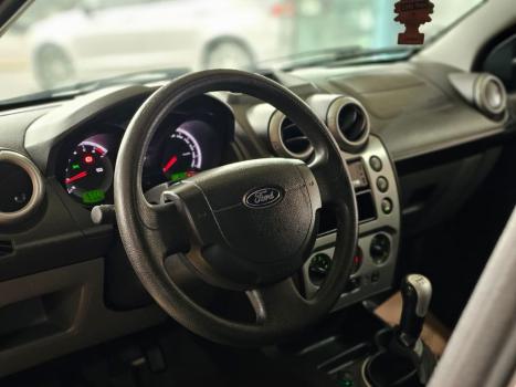 FORD Fiesta Hatch 1.6 4P FLEX, Foto 5