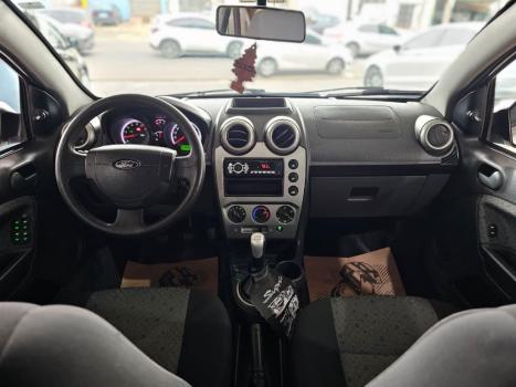 FORD Fiesta Hatch 1.6 4P FLEX, Foto 6