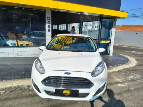 FORD Fiesta Hatch 1.6 16V 4P FLEX TITANIUM POWERSHIFT AUTOMÁTICO, Foto 9