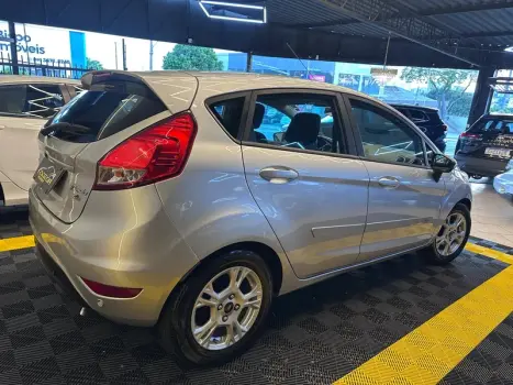 FORD Fiesta Hatch 1.6 16V 4P SE FLEX, Foto 4