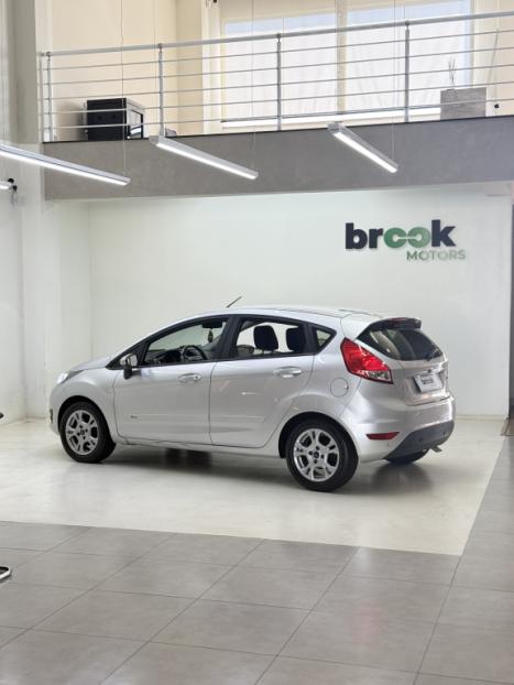 FORD Fiesta Hatch 1.6 16V 4P SE FLEX, Foto 5