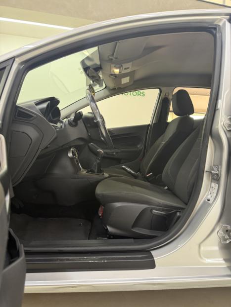 FORD Fiesta Hatch 1.6 16V 4P SE FLEX, Foto 8