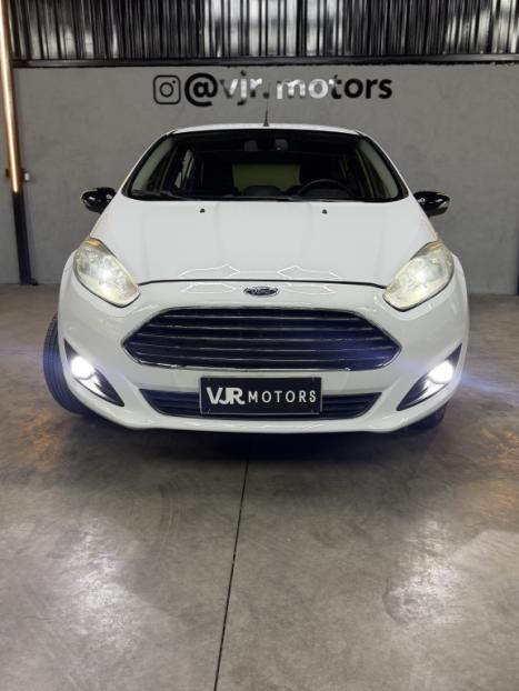 FORD Fiesta Hatch 1.6 16V 4P TITANIUM FLEX, Foto 2