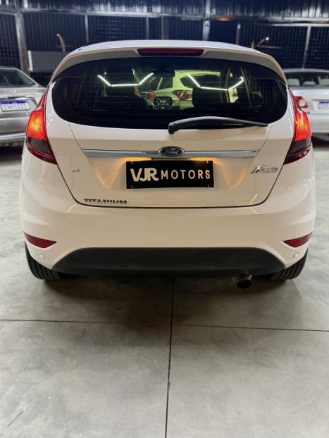 FORD Fiesta Hatch 1.6 16V 4P TITANIUM FLEX, Foto 5