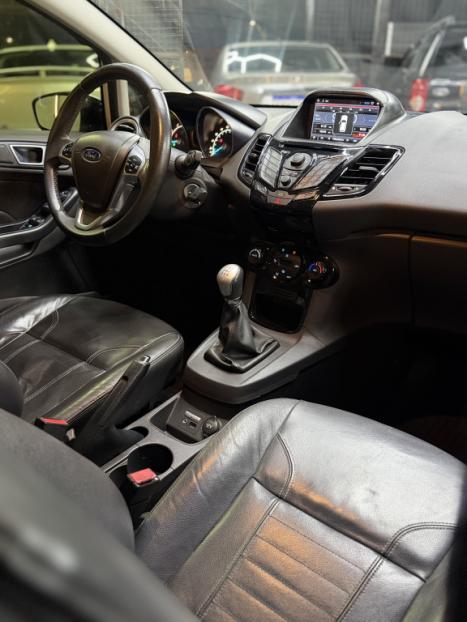 FORD Fiesta Hatch 1.6 16V 4P TITANIUM FLEX, Foto 12