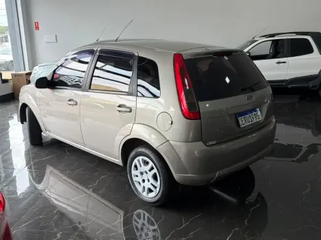 FORD Fiesta Hatch 1.6 4P FLEX, Foto 4