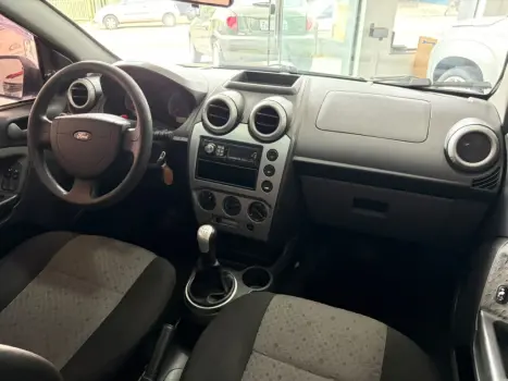 FORD Fiesta Hatch 1.6 4P FLEX, Foto 6