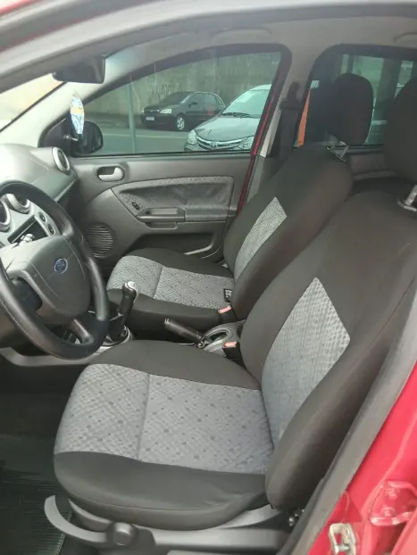 FORD Fiesta Hatch 1.6 4P ROCAM FLEX, Foto 8