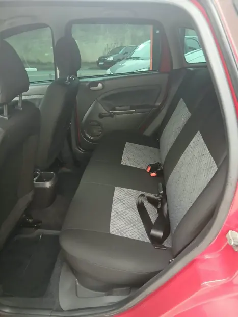 FORD Fiesta Hatch 1.6 4P ROCAM FLEX, Foto 9