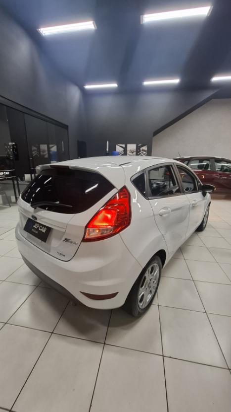 FORD Fiesta Hatch 1.5 16V 4P S FLEX, Foto 4