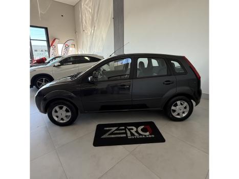 FORD Fiesta Hatch 1.6 CLASS, Foto 4