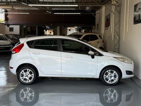 FORD Fiesta Hatch 1.6 16V 4P SE FLEX, Foto 4
