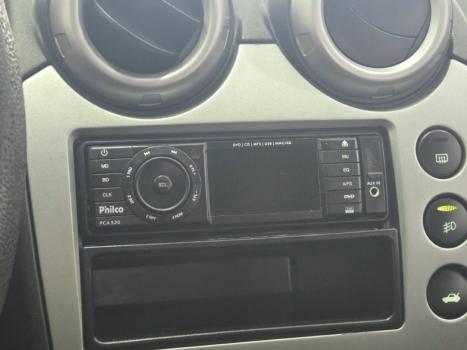 FORD Fiesta Hatch 1.0 4P FLEX, Foto 14