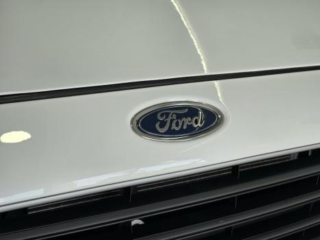 FORD Fiesta Hatch 1.5 16V 4P S FLEX, Foto 2