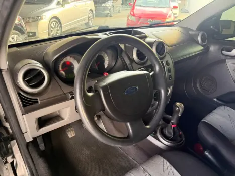FORD Fiesta Hatch 1.6 4P CLASS FLEX, Foto 10