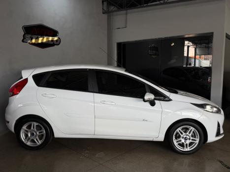 FORD Fiesta Hatch 1.6 16V 4P SEL FLEX, Foto 8