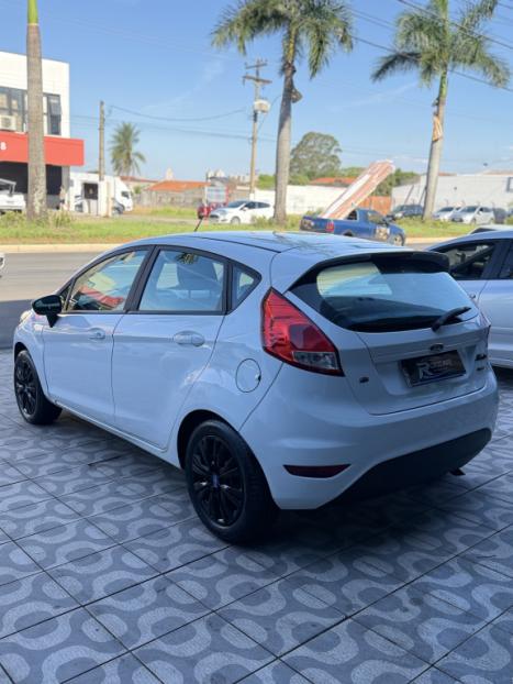 FORD Fiesta Hatch 1.5 16V 4P S FLEX, Foto 3