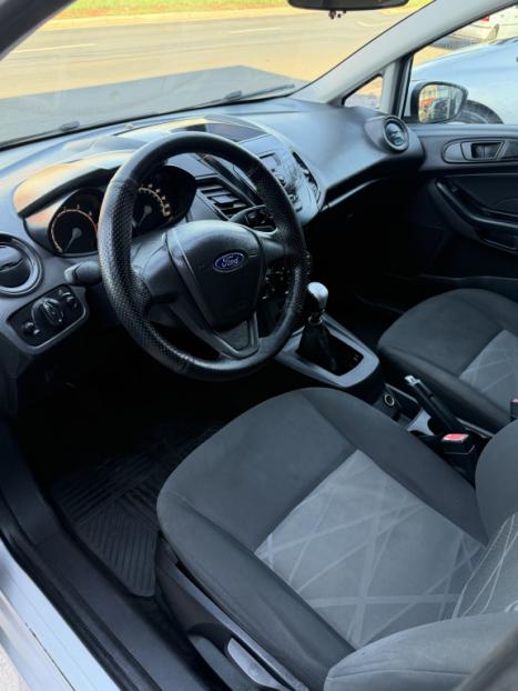 FORD Fiesta Hatch 1.5 16V 4P S FLEX, Foto 9