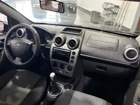 FORD Fiesta Hatch 1.0 4P FLEX, Foto 6