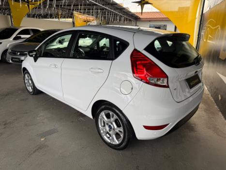 FORD Fiesta Hatch 1.6 4P, Foto 4